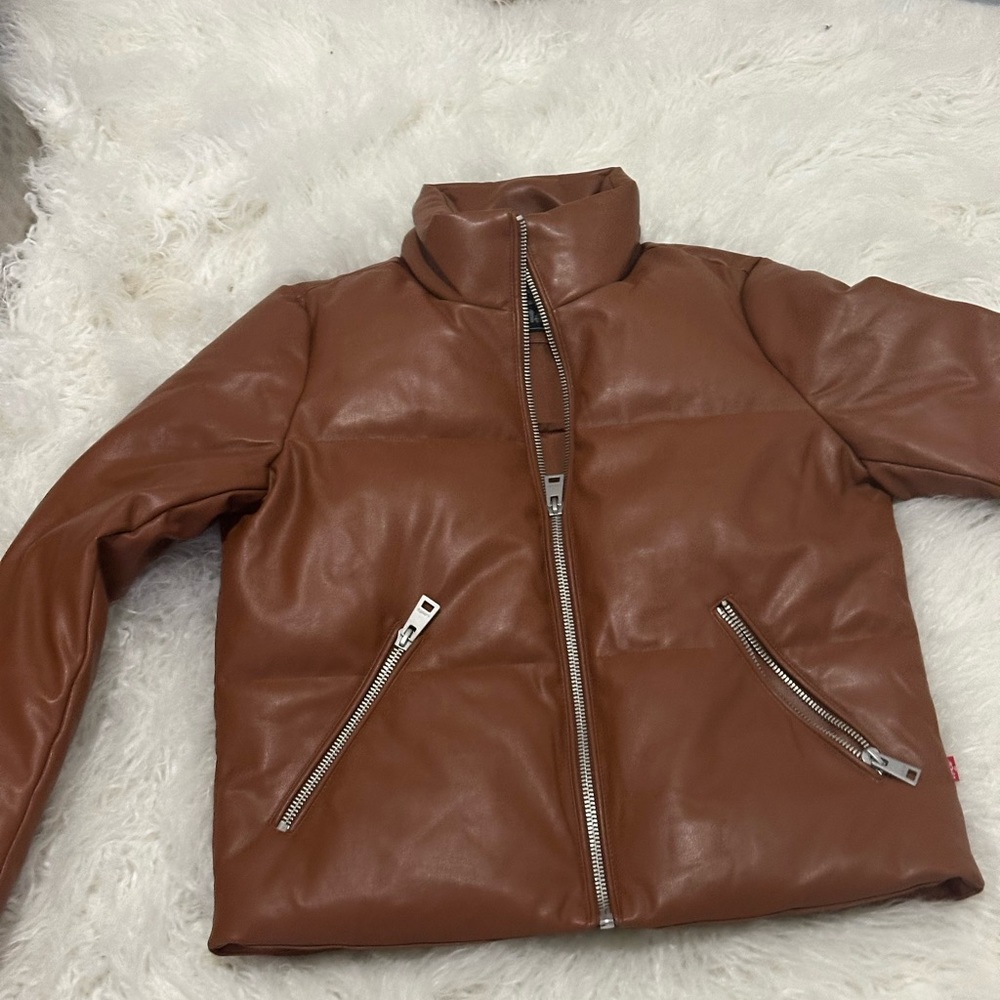 Levi's caramel puff jacket